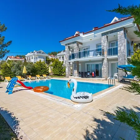 Vilă Yasam Park Rena Villalari Oeluedeniz Fethiye