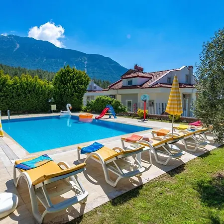 Yaşam Park Rena Villaları ölüdeniz Fethiye