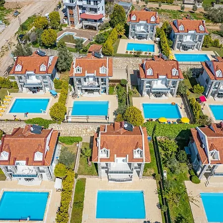 Yasam Park Rena Villalari Oeluedeniz וילה