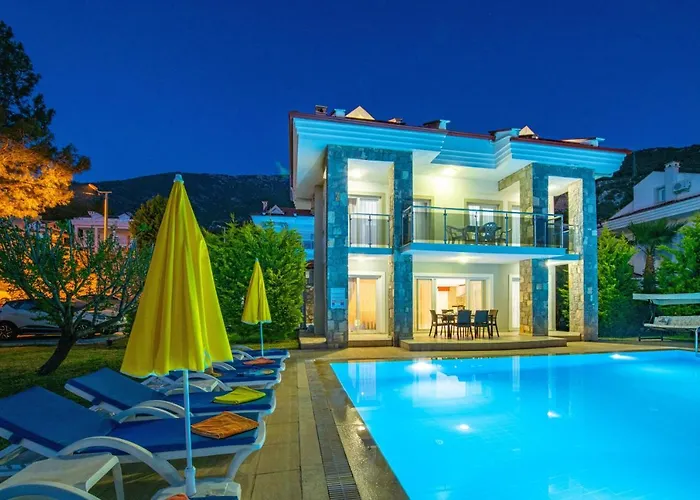 Yasam Park Rena Villalari Oeluedeniz Villa Fethiye